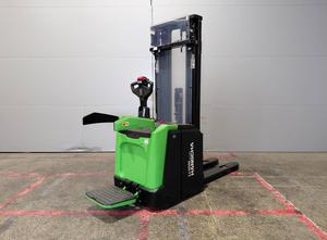 Hangcha CDD16-XT1S-SiL Stacker