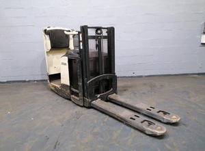 Στοίβακτης παλετών Crown DT3040