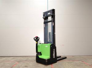Hangcha CDD20 XT1-SI Stacker