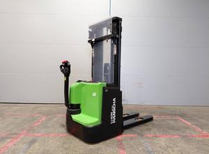 Hangcha CDD16-XT1-SI Stacker