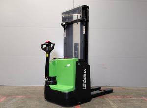 Hangcha CDD16-XT1-SI Stacker