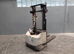 Στοίβακτης παλετών Crown WF3000 1.2