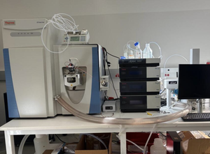 Thermo Fisher Scientific Q Exactive Mass Spectrometer System with UHPLC