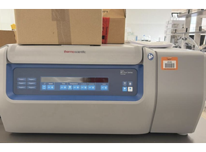 Thermo Scientific Sorvall ST Plus Series Benchtop Laboratory Centrifuge