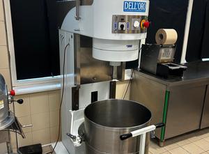 Dell'Oro Planetary Mixer L100 Mixer