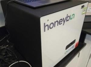 Unchained Labs Honeybun Viscometer