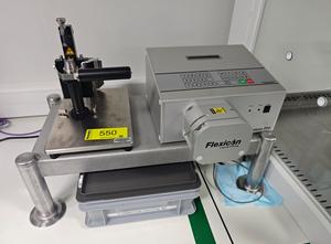 Manual Vial Filling Station Aseptic Technologies Crystal® M1 | 2016