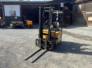 2007 Caterpillar EP15KRT electric forklift