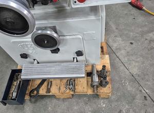 Aciera F4 Universal milling machine