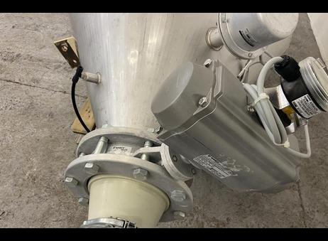 Logo 950 liters P261021054