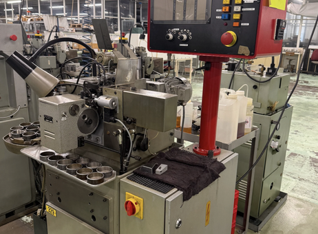 Type: W 90Manufacturer: WAHLIGroup: Hobbing machineSubgroup: Hobbing machineStock: 023801 W 90 P261021067