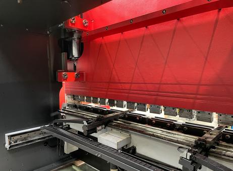 Amada HFE 320-4L P261022015
