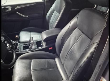 Ford S-Max P261022246