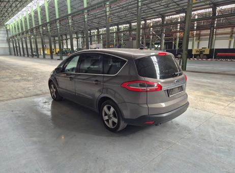 Ford S-Max P261022246