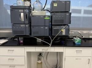Waters Acquity UPLC Plus System Chromatography system