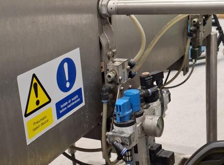 Loma CW3 Checkweigher / IQ3 Metal Detector P261025008
