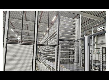 AVERCON Automatic robotic sorting cell P261027010