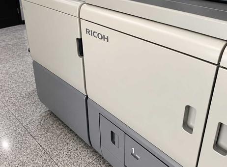Ricoh Pro C7100X (with external Fiery controller) P261028085