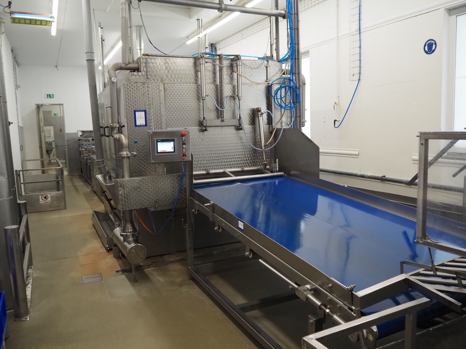 Online auction machinery and inventory due to company closure Karl Kemper Convenience GmbH on behalf of Progressu GmbH in Borken (DE)