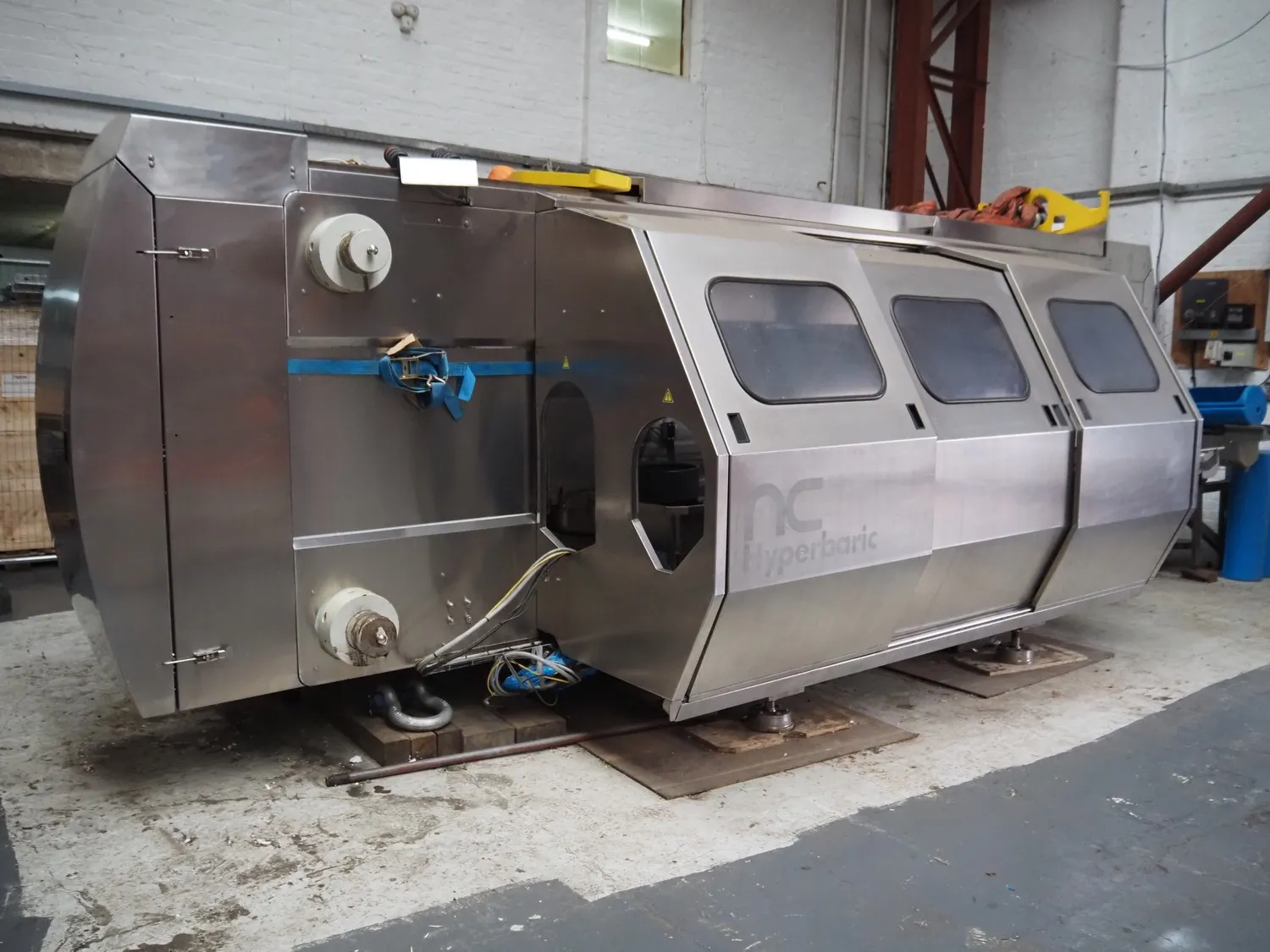 Online auction Hiperbaric S.A. high pressure processing machine (HPP) in Stalybridge (UK)