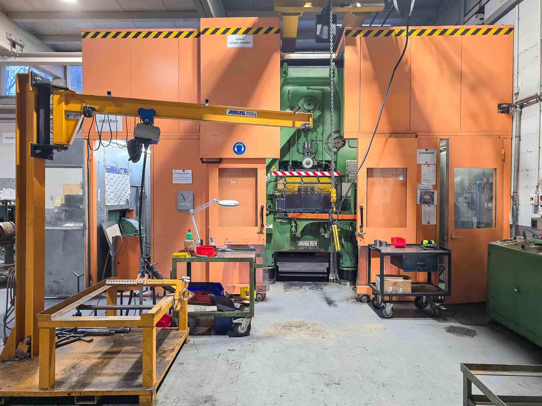 Online Auction: High-Quality Stamping Presses | Metallwarenfabrik Gemmingen, Germany