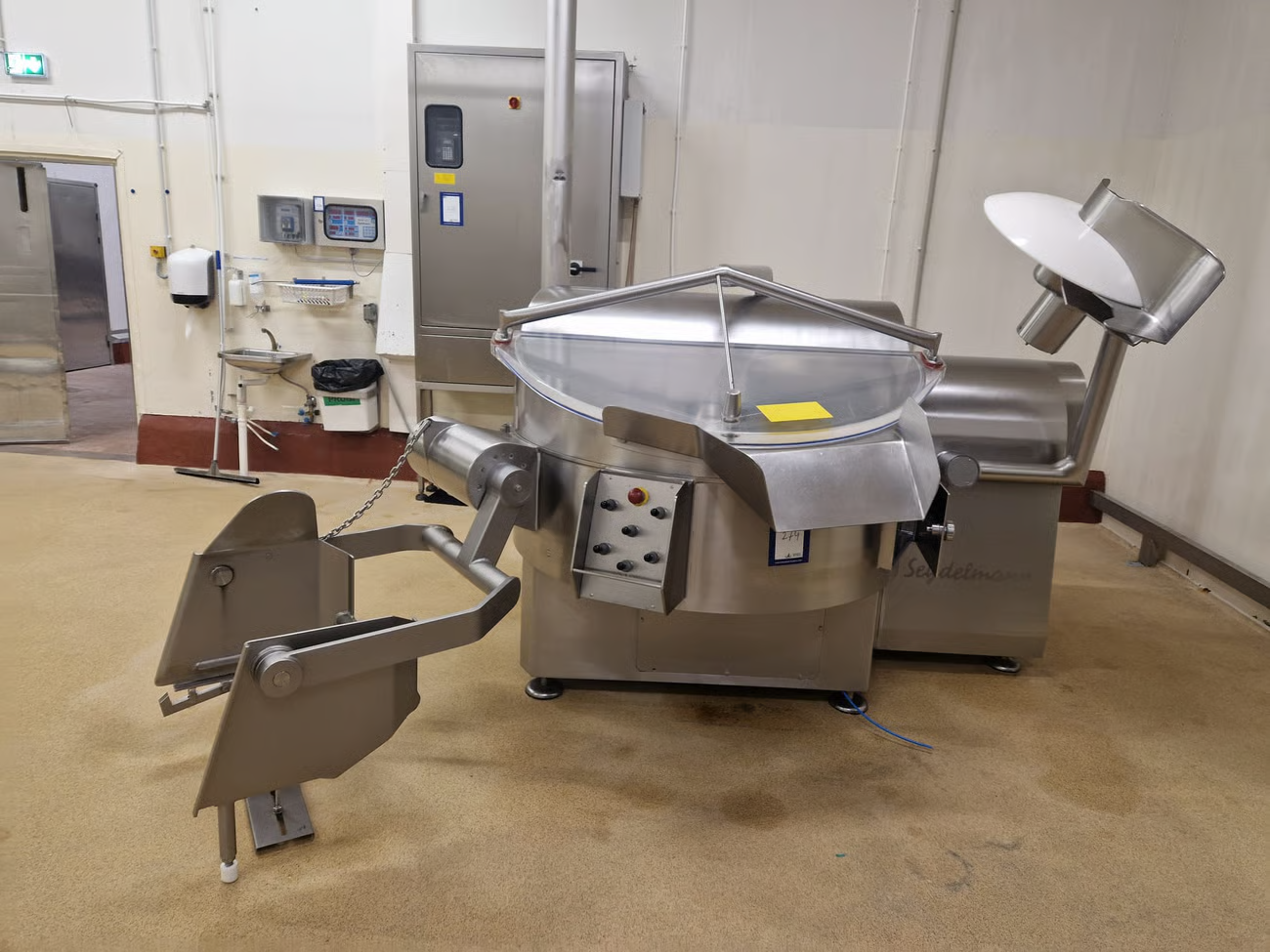 Online Auction from one of Estonia’s largest sausage producers